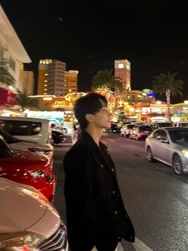 SEVENTEEN ジョンハン、沖縄での記念ショットが話題！久々のインスタ投稿にファン歓喜