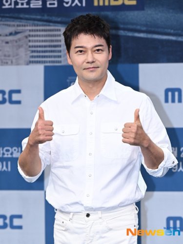 チョン・ヒョンム「2025 MBC放送芸能大賞」で受賞も&hellip;「私は一人で暮らす」を巡る議論を自ら謝罪