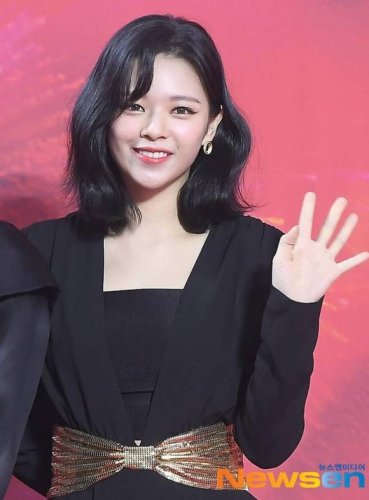 TWICE ジョンヨン、健康上の理由でワールドツアーのフィリピン公演に不参加&hellip;JYPがコメント