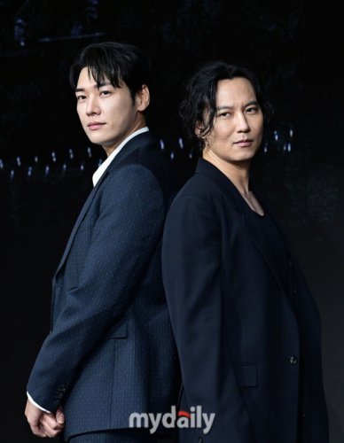 キム・ナムギル、Netflix「トリガー」で共演したキム・ヨングァンを絶賛&ldquo;ポテンシャルが爆発した&rdquo;