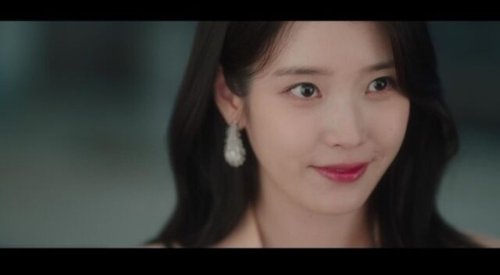 IU、ビョン・ウソクとの結婚を計画も波乱の展開？新ドラマ「21世紀の大君夫人」予告映像が話題