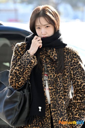 【PHOTO】少女時代 ユナ「Asia Artist Awards 2025」のため台湾へ出国（動画あり）