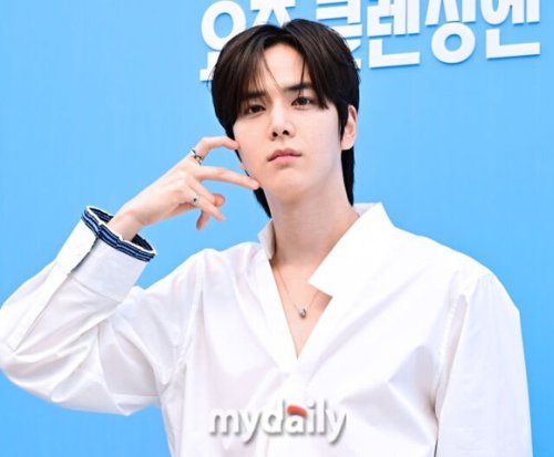 THE BOYZ ヨンフン、MCモンとチャ・ガウォン会長に言及？意味深な投稿が話題に
