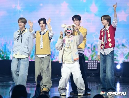 【PHOTO】hrtz․wavからKEYVITUPまで、4/15放送の「SHOW CHAMPION」に出演