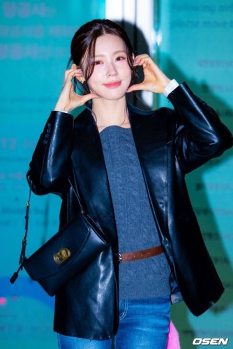 【PHOTO】i-dle ミヨン、海外スケジュールのため出国&hellip;美しいオーラ