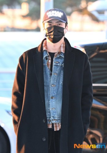 【PHOTO】EXO セフン、海外スケジュールのため香港へ出国