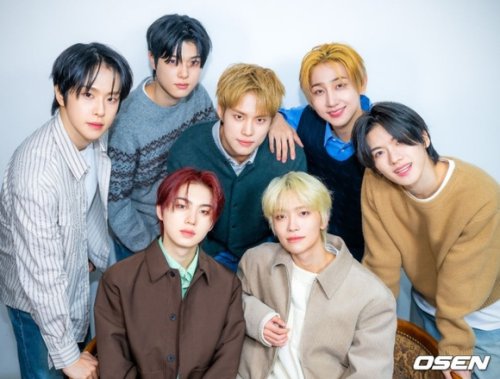 【PHOTO】NEWBEAT、インタビューで見せた秋のムード漂う魅力