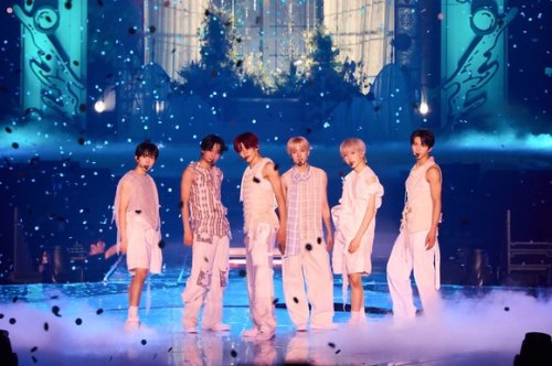 NCT WISH、初の単独コンサートツアーを完走！新曲を自ら絶賛「大ヒットしそう&hellip;シズニだけを信じる」