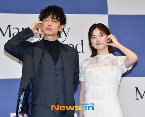 【PHOTO】小芝風花＆佐藤健が訪韓！日本版「私の夫と結婚して」制作発表会に出席
