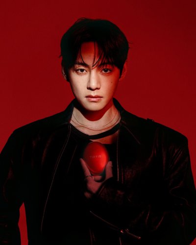 BTSのV、韓国コスメブランド「TIRTIR」のグローバルアンバサダーに抜擢！キャンペーンビジュアルを初公開