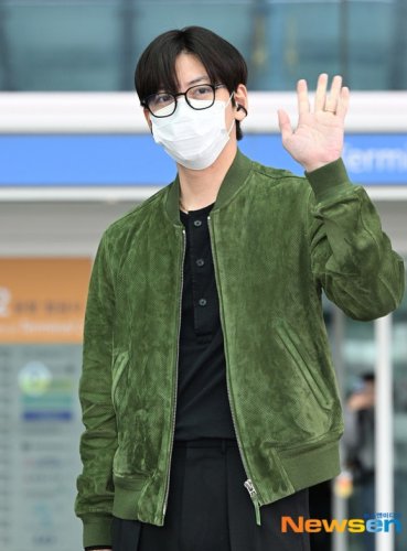 【PHOTO】チ・チャンウク、ファッションウィークに出席するためフランスへ出国