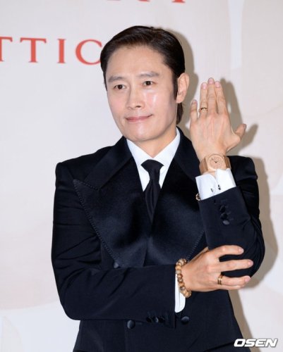 【PHOTO】イ・ビョンホン＆イ・ミンジョン夫妻、IVE ウォニョンら「ブルガリ」のイベントに出席