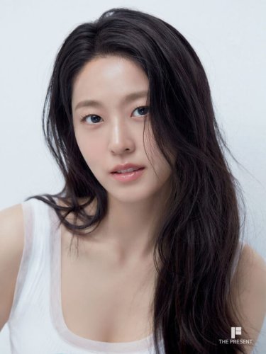 AOA ソリョン、THE PRESENT COMPANYと専属契約を締結&hellip;新ドラマにも期待