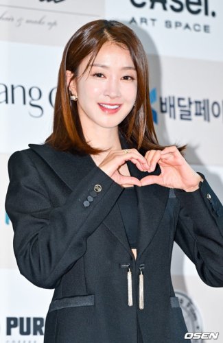 元夫の同意なしに体外受精で妊娠&hellip;イ・シヨン、第2子出産を報告