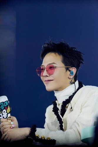 G-DRAGON、デビュー後初ファンミで計4万人を魅了&hellip;&ldquo;家族団らん&rdquo;のような雰囲気に多彩なプレゼントまで