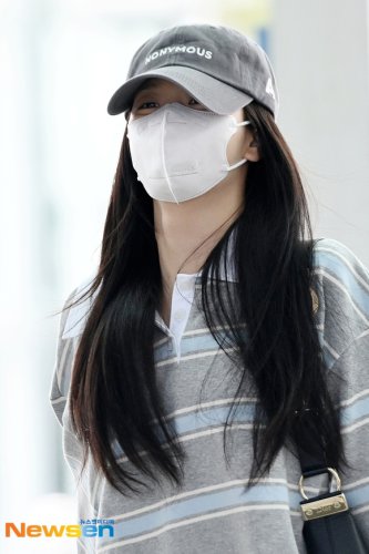 【PHOTO】BLACKPINK ジス、海外スケジュールのためフランスへ出国