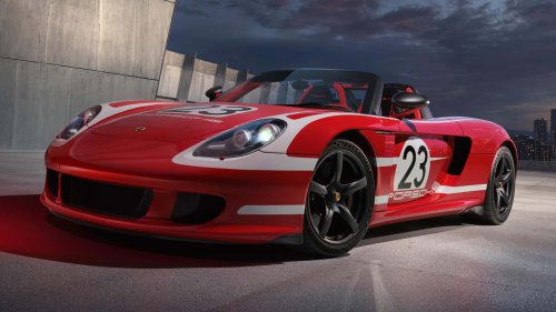 Porsche Kembalikan Carrera GT ke Kondisi Nol Kilometer