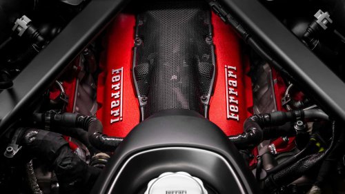 Mesin Bensin Ferrari Akan Tetap Ada dan Termasuk Mesin V-12
