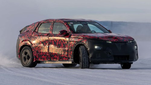 Alfa Romeo Batalkan Rencana Membuat Mobil Lebih Besar