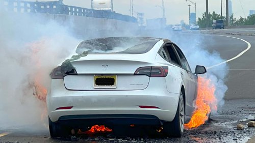 Mobil Listrik adalah Bahaya Kebakaran, Ini Kata Data Terbaru