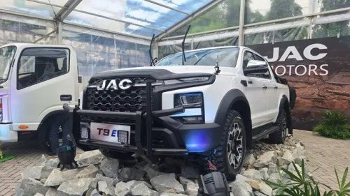 JAC Motors Masuk Pasar Indonesia, Boyong Pesaing Triton dan Hilux.