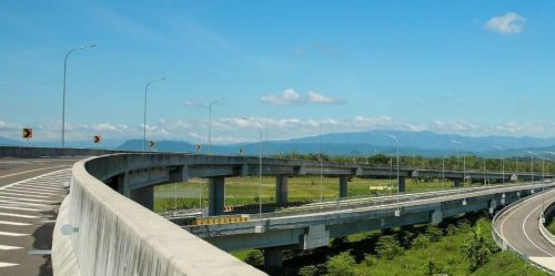 Rest Area Karang Tengah KM 14: Surga Istirahat di Tol Tangerang-Merak!