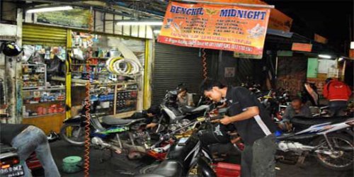 Motor Mogok? Tenang! Cari Bengkel Motor Terdekat Pakai Google Maps, Anti Ribet!