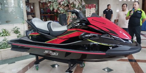 Unik! Bukan Motor, Kawasaki Luncurkan Jet Ski Bermesin Setara Mobil