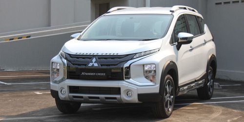 Cara Menyetir Mobil Matic Saat Macet: Tips Praktis dan Aman