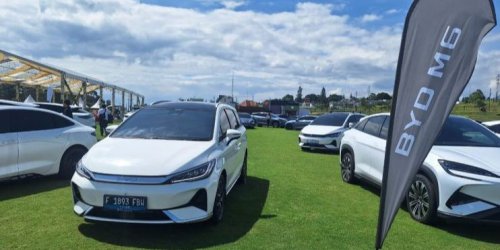 Biaya Bulanan Menggunakan Wuling AirEV, Kendala dalam Penggunaan Mobil Listrik, Kebutuhan Mobil 3 Baris Seperti BYD M6, Tren Mobil Listrik di Lingkungan Kerja, Pembangunan Infrastruktur SPKLU, Pengalaman Memakai Mobil Listrik di Indonesia, Dari Wuling AirEV ke BYD M6