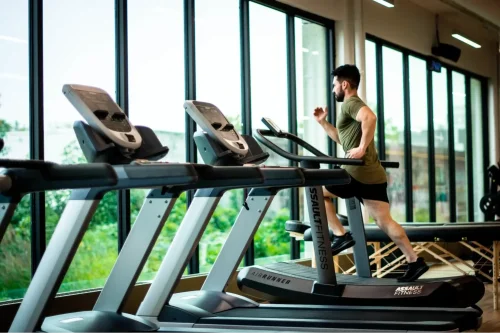 Kenali 15 Jenis Jenis Olahraga dan Manfaatnya Agar Badan Tetap Bugar