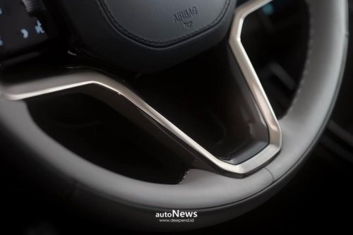 SUV Premium Range Rover Evoque &ndash; DEFINISI ULANG KEMEWAHAN MODERN