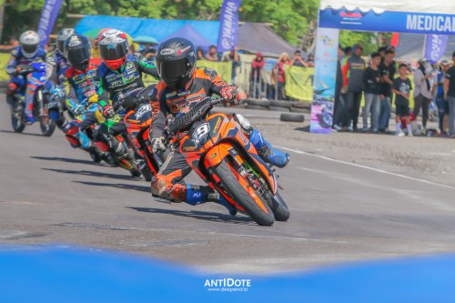 One Make Race Dari Road Race Sampai Drag Battle &ndash; YAMAHA CUP RACE SULSEL PECAH