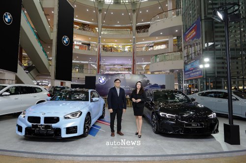 Pameran APM BMW Exhibition Perdana di MKG &ndash; BAWA 5 MOBIL BARU DAN PROMO EKSKLUSIF