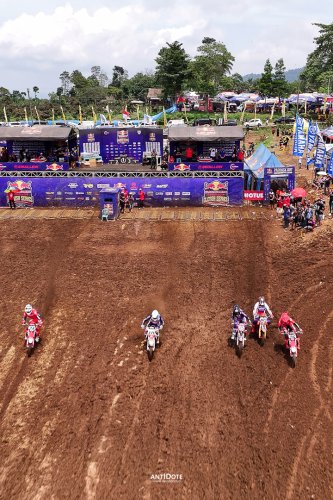 Kejurnas Motocross 2025 Diva Ismayana &amp; Hilman Maksum &ndash; BAWA DUCATI DOMINASI PODIUM MX1