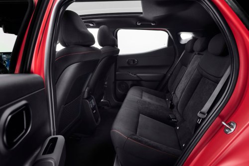 Mobil Listrik Hyundai IONIQ 3 Tawarkan Kabin 441 Liter dan Infotainment Modern