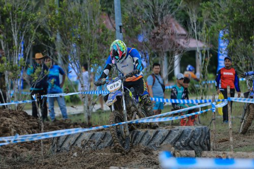 One Make Race 10 Ribu Penonton dan 152 Starter: Yamaha Enduro Challenge Pecah di Kalbar