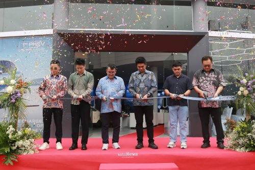 Pembukaan Dealer Geely Buka Diler Pertama di Bali &ndash; TARGET 80 JARINGAN DI 2026