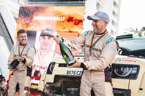 Rally-Raid Portugal Defender Dakar D7X-R &ndash; DEKATI PACE ULTIMATE, TANTANG MOBIL PROTOTIPE