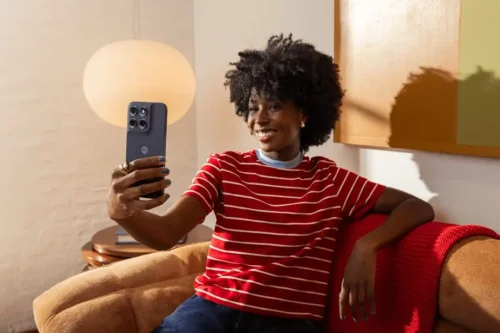 Moto G87 Dirilis, Bawa Kamera 200MP dan Layar Lebih Imersif