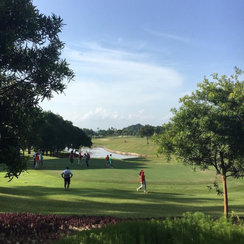 Top 7+ Best Golf Courses in Batam for Your Luxury Weekend