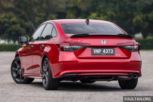 2025 Honda Civic facelift Malaysian review &ndash; turbo vs hybrid; which of the C-segment bestseller is better?