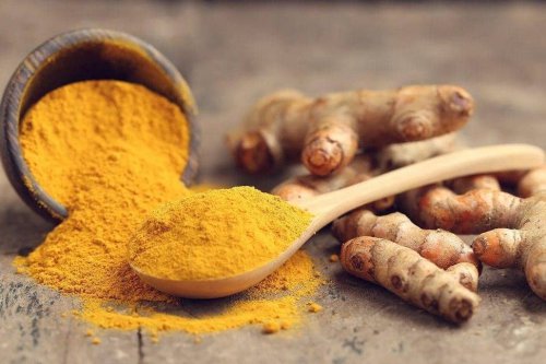 4 Cara Menghilangkan Noda Kunyit di Baju Dengan Mudah