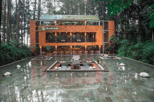 Top 9+ Tempat Nongkrong Asik di Bogor yang Instagramable dan Sejuk