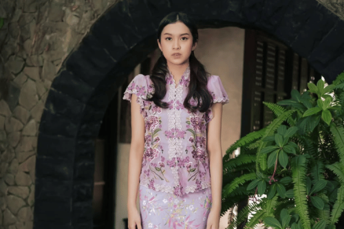 1. Kebaya Bali, 2. Kebaya Encim Brokat, 3. Kebaya Encim, 4. Kebaya Encim Modern, 5. Kebaya Modern, Top 5+ Inspirasi Model Cantik Kebaya Pendek