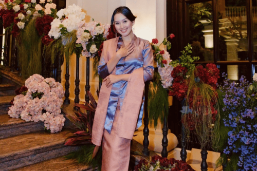 1. Kebaya Bludru Polos, 2. Kebaya Janggan Polos, 3. Kebaya Kutubaru Polos, 4. Kebaya Kartini Polos, 5. Kebaya Melayu Polos, Top 5+ Inspirasi Model Kebaya Polos Simpel tapi Mewah