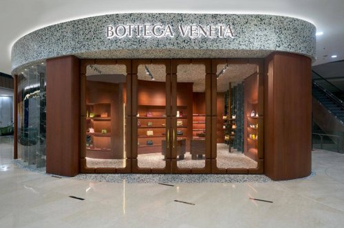 Bottega Veneta Resmi Membuka Butik Baru di Senayan City