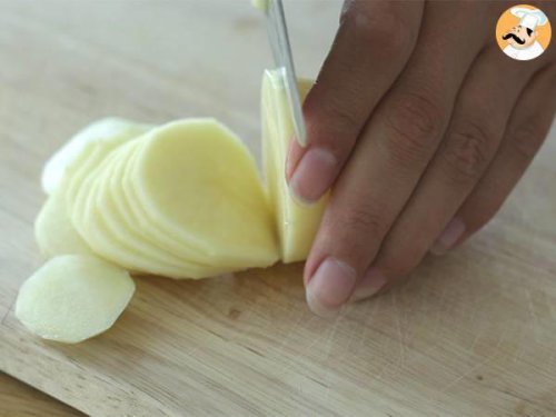 Gratin dauphinois, french potato gratin - video recipe !