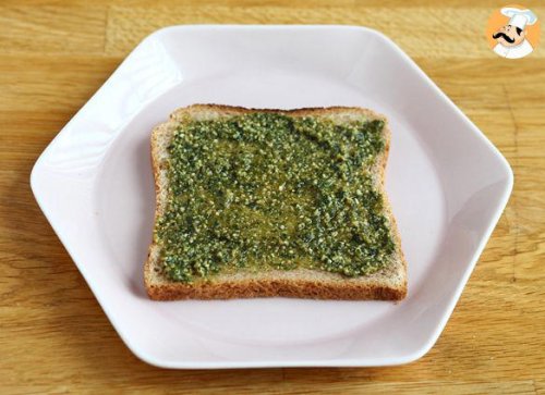 Tomato, mozzarella and pesto bruschetta