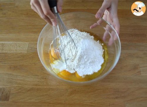 Yogurt cake in microwave